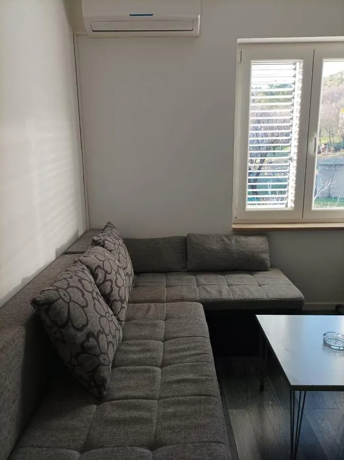 דירות סלינה Apartman Modric קרואטיה