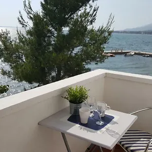 Bed & Breakfast Niko, Seline